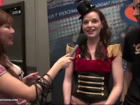 Fionnaandjimmy chaurbate video at AE Expo